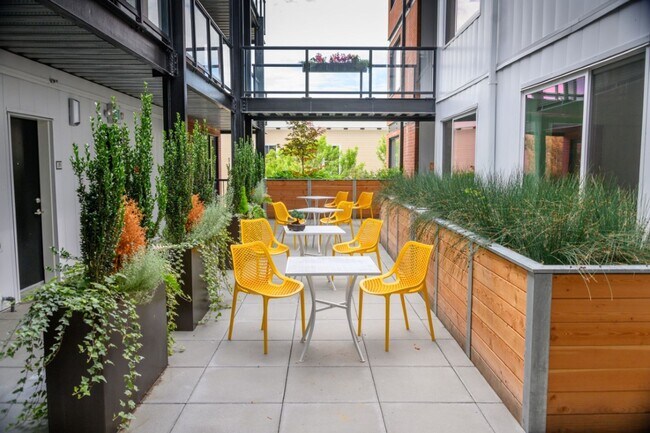 Building Photo - 1Bd/1Ba Seattle Condo