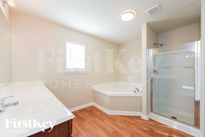 Building Photo - 5831 Forest Canyon