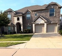 Building Photo - 1221 Hoyt Dr