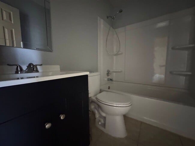 Building Photo - 110 James Loop