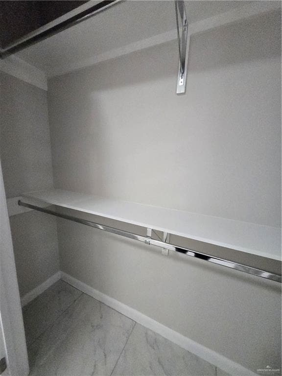 Building Photo - 15 W Woodson Dr