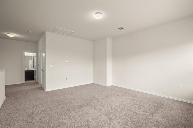 Building Photo - 10012 Epic Knoll Dr