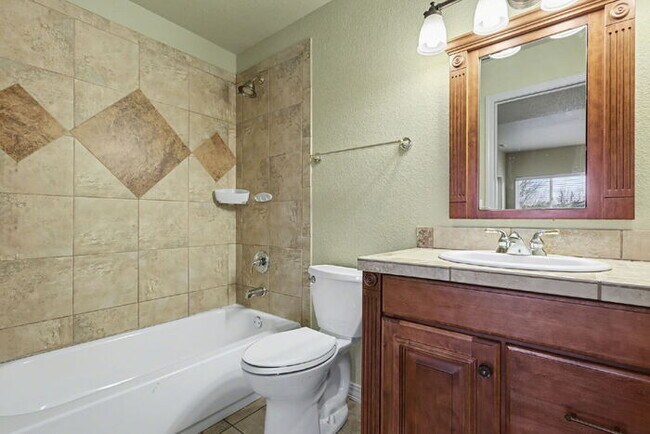 Building Photo - Spacious 5-Bedroom Home Backing to Open Space with Mountain Views