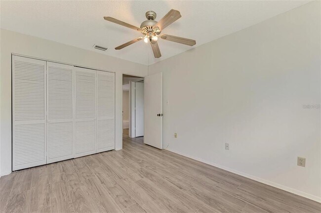 Building Photo - 935 Sunridge Way