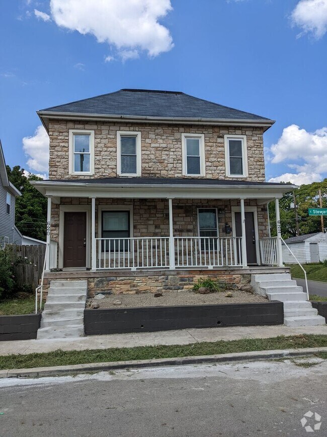 Building Photo - 620-622 Stewart Avenue