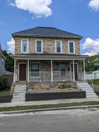 Building Photo - 620-622 Stewart Avenue