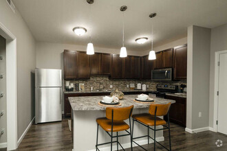 Kitchen Islands - Cortland Sunbury