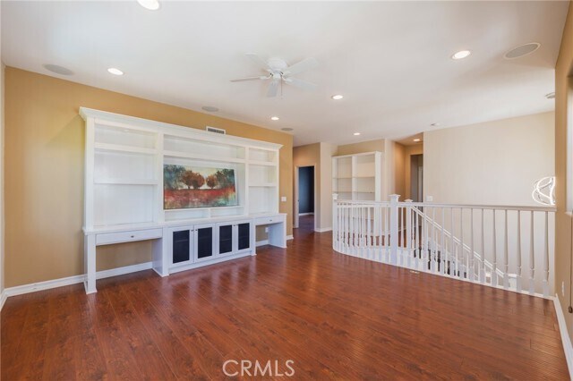 Building Photo - 6535 Park Royal Cir