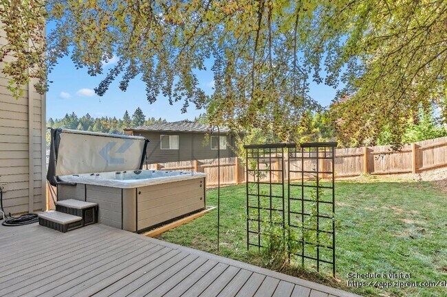 Building Photo - 15387 SE Hawthorne Mdws St