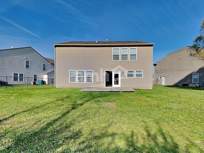 Building Photo - 7927 Newhall Way