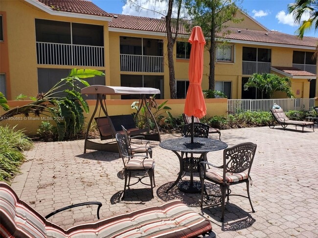 Building Photo - 1154 Coral Club Dr