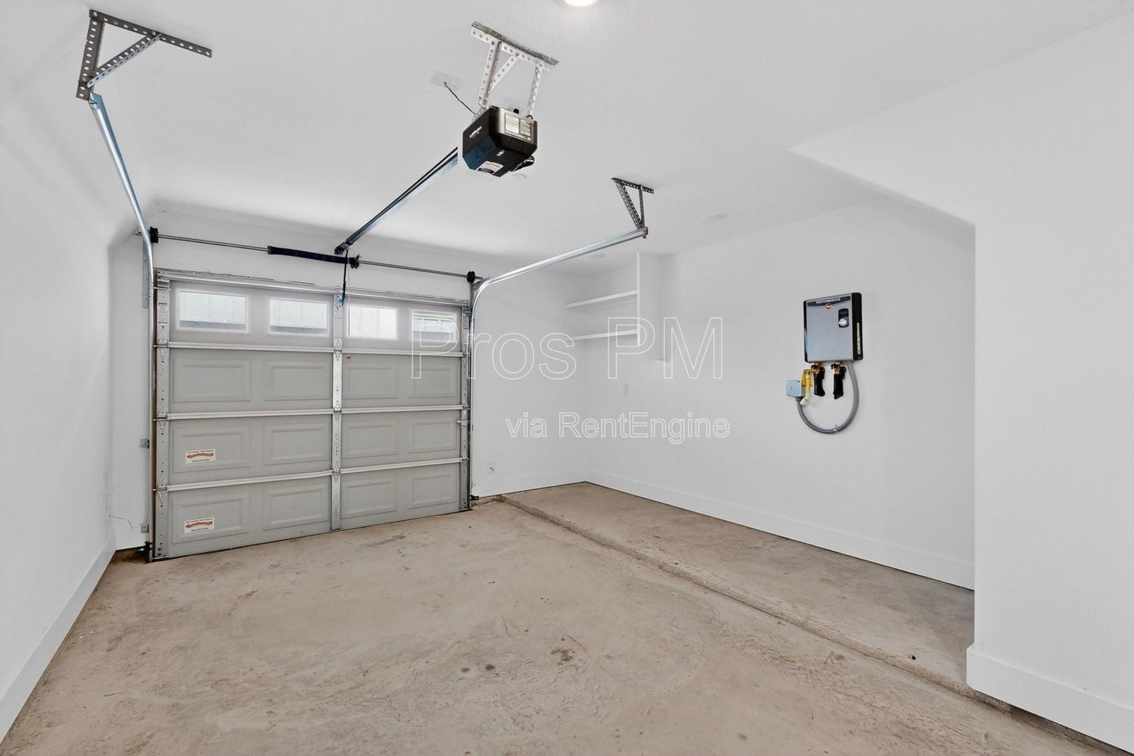 Building Photo - 2226 Shea Rd