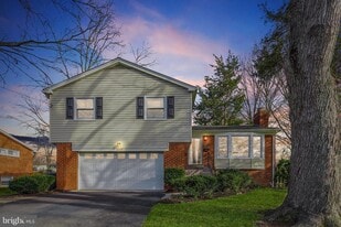 Building Photo - 8409 Morey Ln