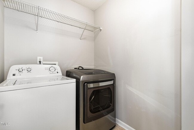 Building Photo - 128 Georgetowne Dr