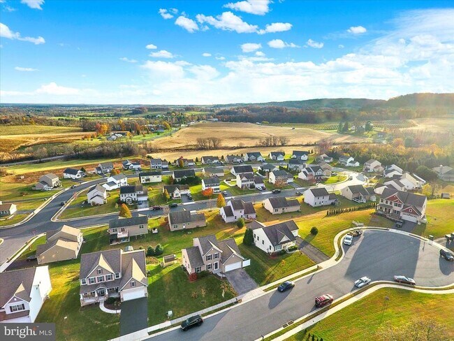 Building Photo - 158 McIntosh Ln