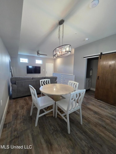 Building Photo - 107 E Orchard Loop