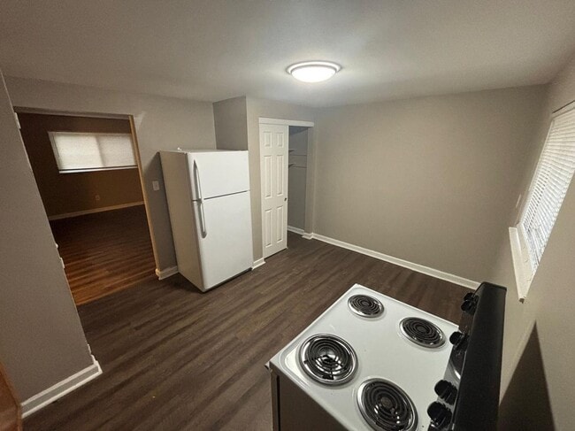 Building Photo - 3717 Beulah Rd