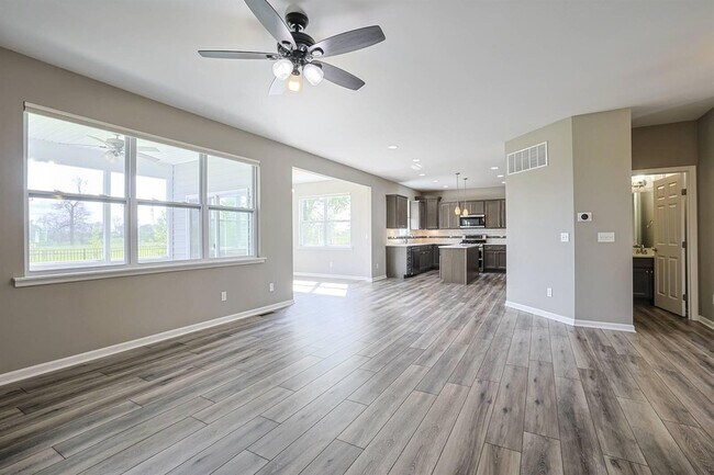 Building Photo - 6545 Cannondale Dr