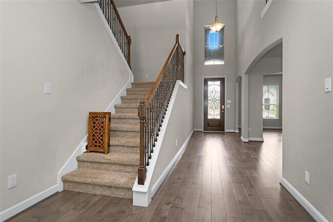 Building Photo - 236 Redwood Cyn Trl