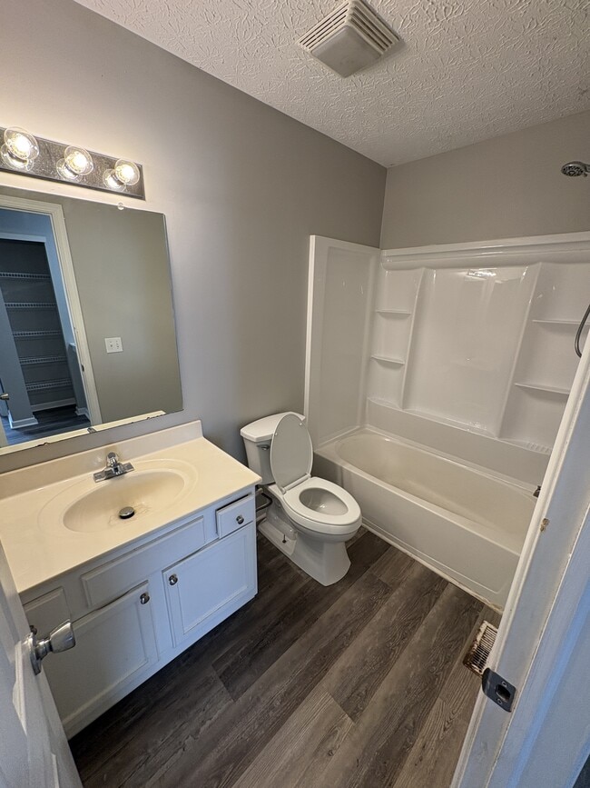 Building Photo - 7276 Havencroft Dr