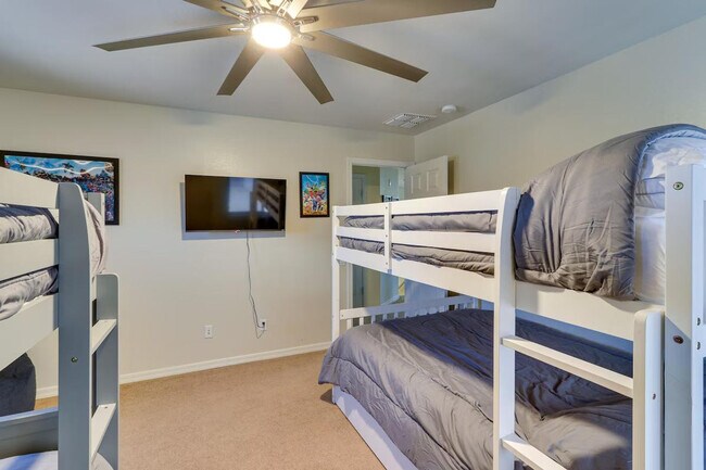 Building Photo - 19053 N Wilson St