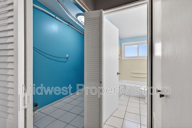 Building Photo - 175 Taney Dr