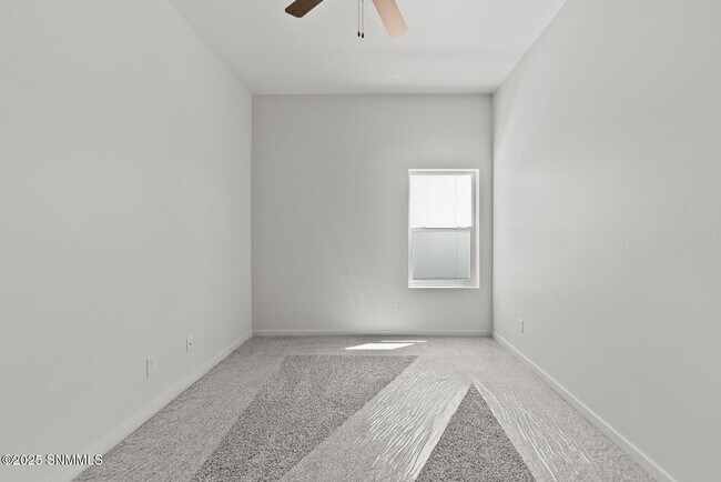 Building Photo - 3676 Springhaven Lp