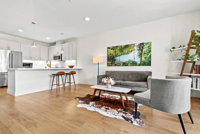 Building Photo - #202