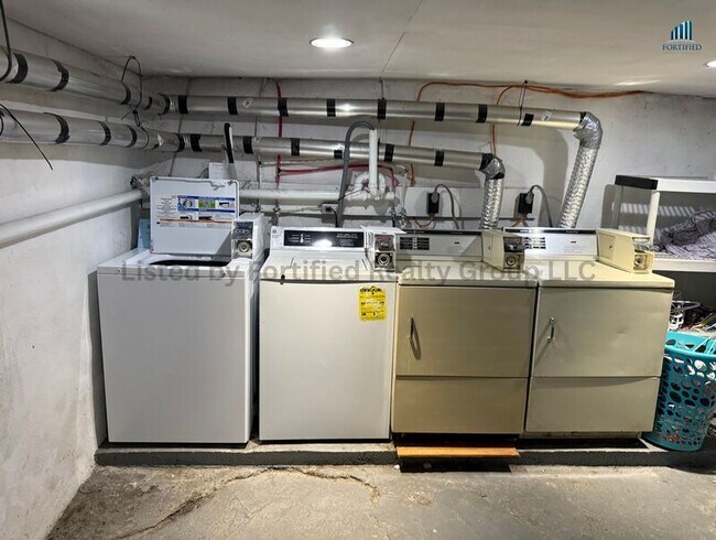 Building Photo - 77-85-85 Massasoit St