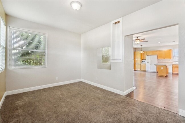 Building Photo - 57 Rossignol Cir
