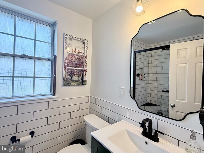 Building Photo - 4628 36th St S