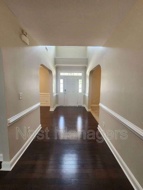 Building Photo - 113 Tellmont St