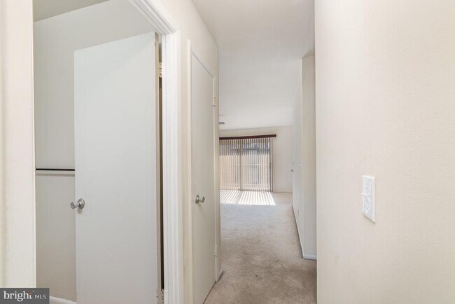 Building Photo - 222 Timber Trail