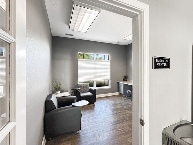 Building Photo - Luxe 1-Bedroom Haven: Serene Lakeside Livi...