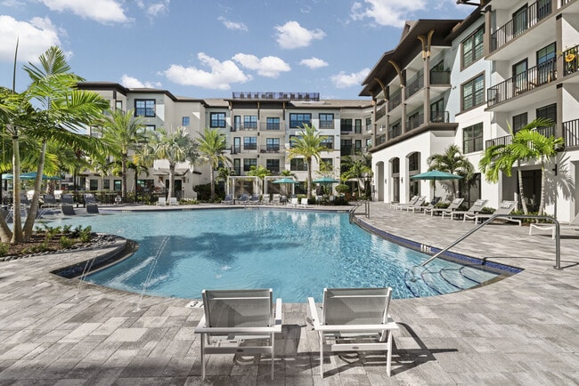 Building Photo - Indigo Stuart Apartments