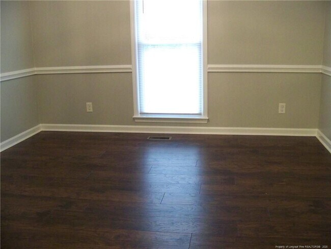 Building Photo - 6308 Dorset Ave