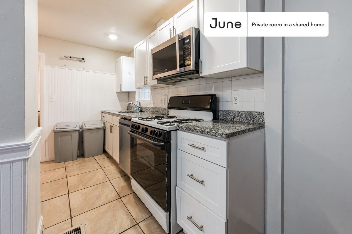 Building Photo - Room in Shared 3 bed/1 bath home in East Cambridge
