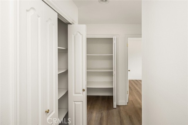 Building Photo - 1545 Skyline Dr