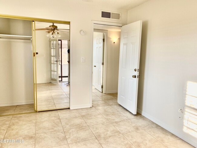 Building Photo - 308 Cabaret Dr