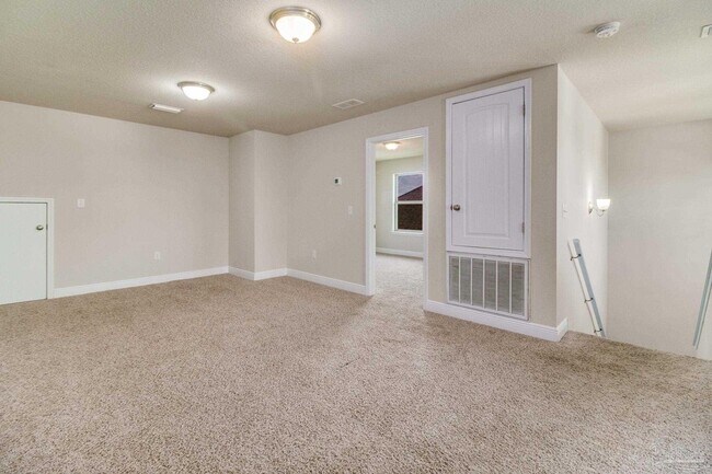 Building Photo - 6348 Ladera Trail