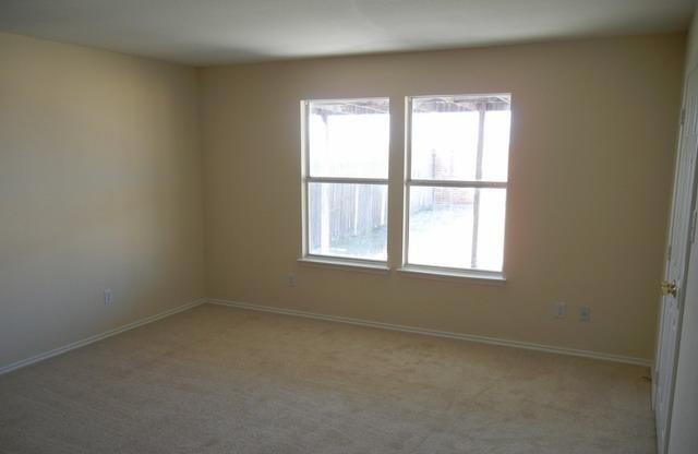 Building Photo - 2809 Terrace Dr