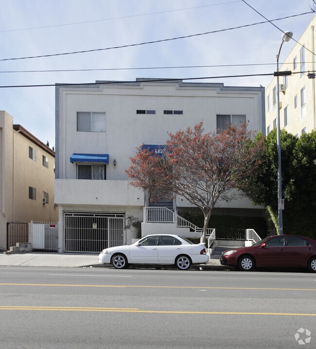 Building Photo - 6827 Laurel Canyon Blvd