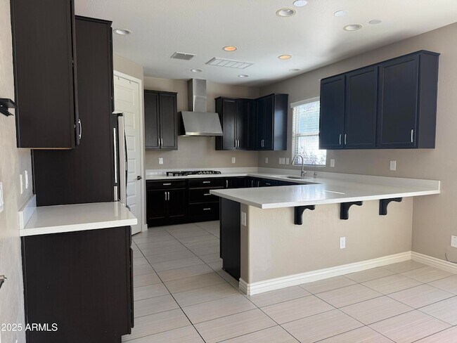 Building Photo - 4711 E Daley Ln