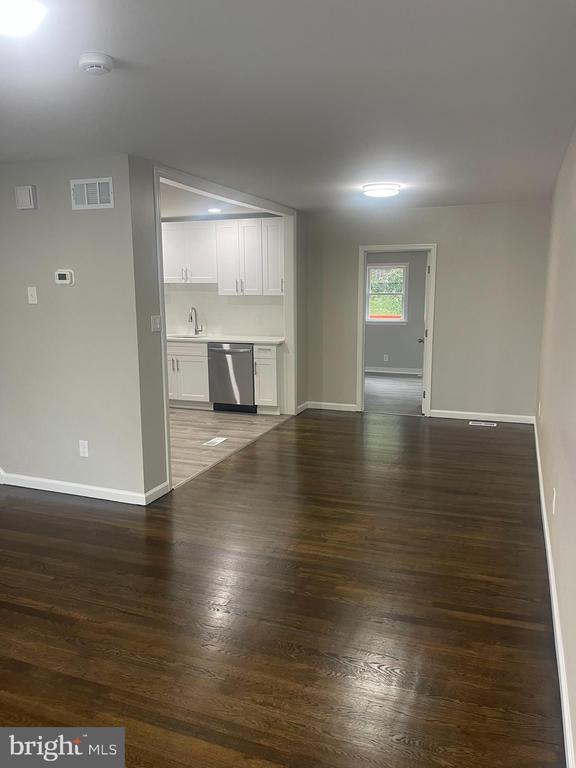 Building Photo - 4803 Paulson Dr
