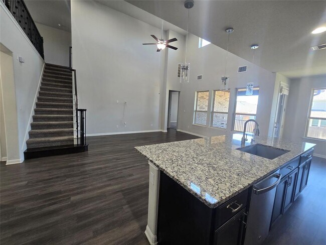 Building Photo - 2320 Bravo Ct