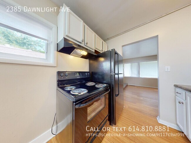 Building Photo - 2385 Dawnlight Ave