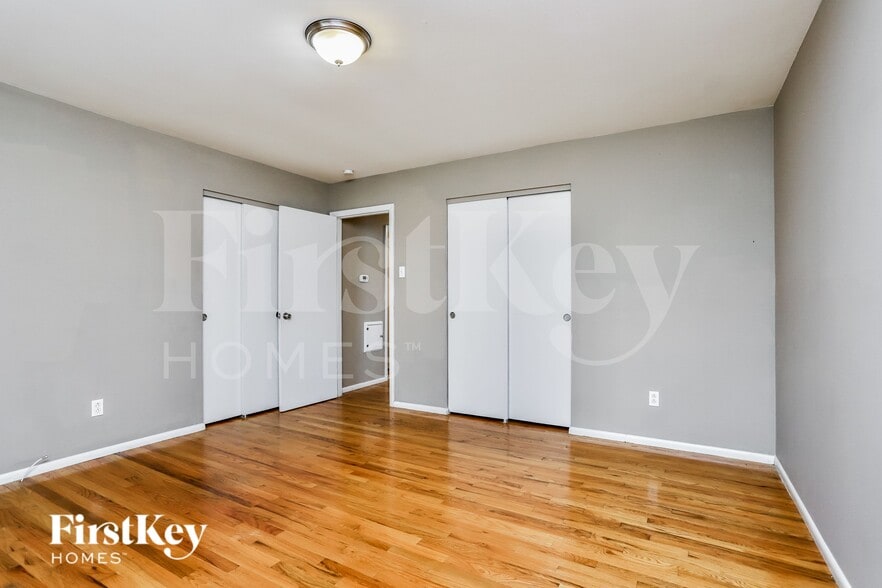 Building Photo - 14035 Invicta Dr