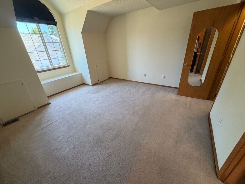Building Photo - 7095 SW 99th Pl