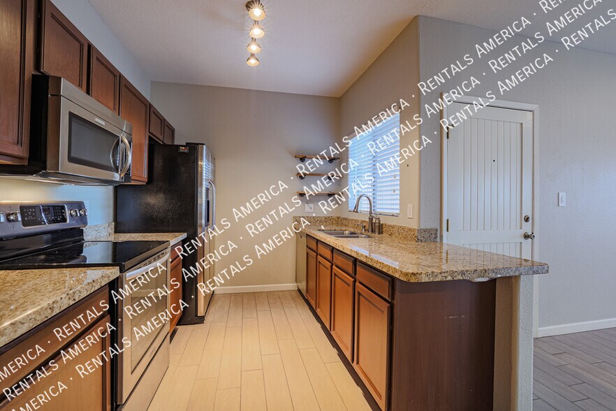 Building Photo - 11333 N 92nd St