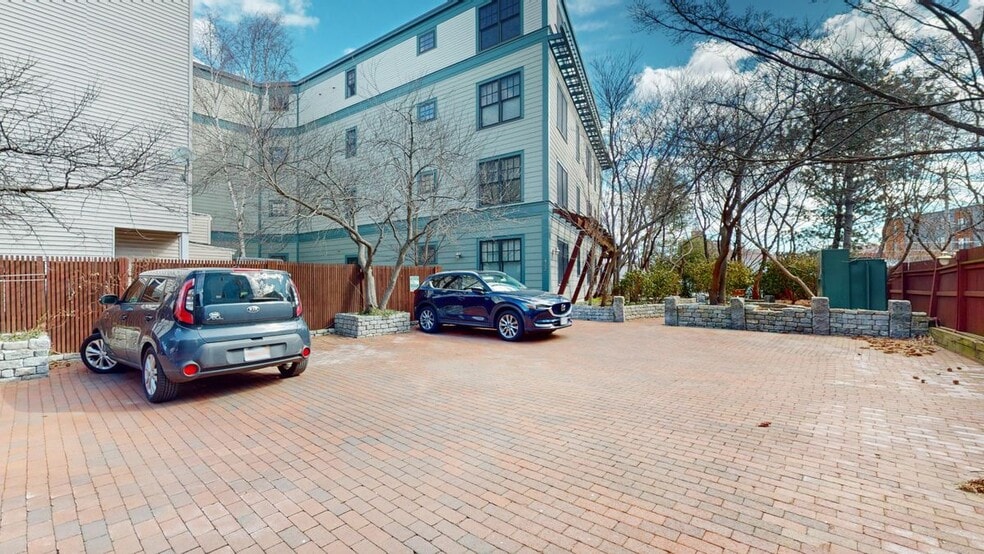 Building Photo - 432 Norfolk St